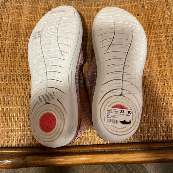 Brand new FitFlop Uberknit Slip-On sneakers w/ Crystals Dusky Pink & Soft Grey - Picture 9 of 16